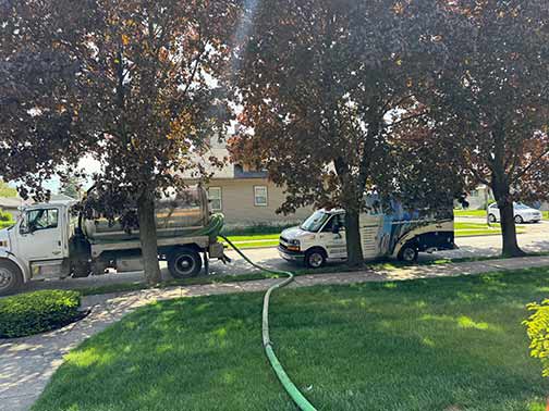 a septic pumping service in illinois.