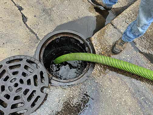 professional storm sewer cleaning in chicago.