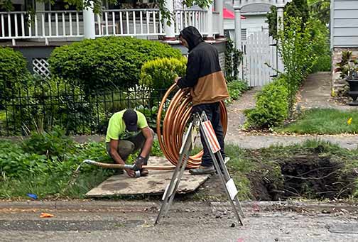 Signs It's Time to Replace Your Chicago Home's Water Line